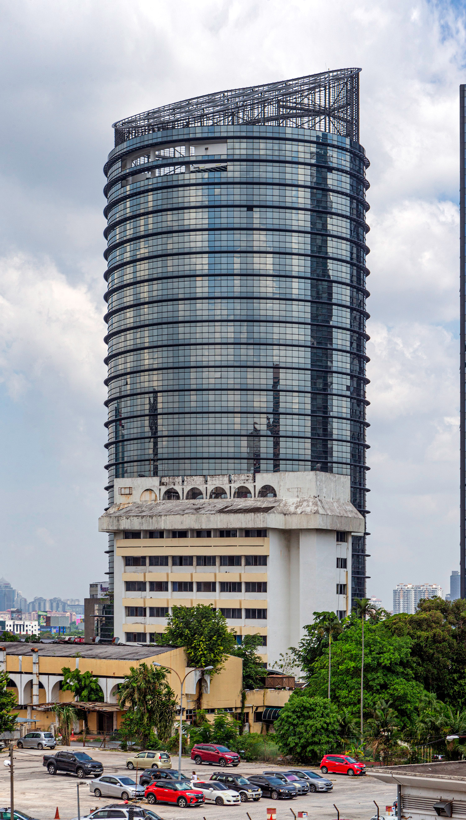 PJ Sentral Tower 6, Petaling Jaya - View from Taman Jaya Station. © Mathias Beinling